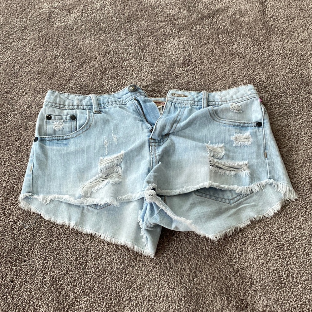 Highway Jeans Distressed Denim Shorts SIZE 27 Light Wash Frayed Raw Hem Casual